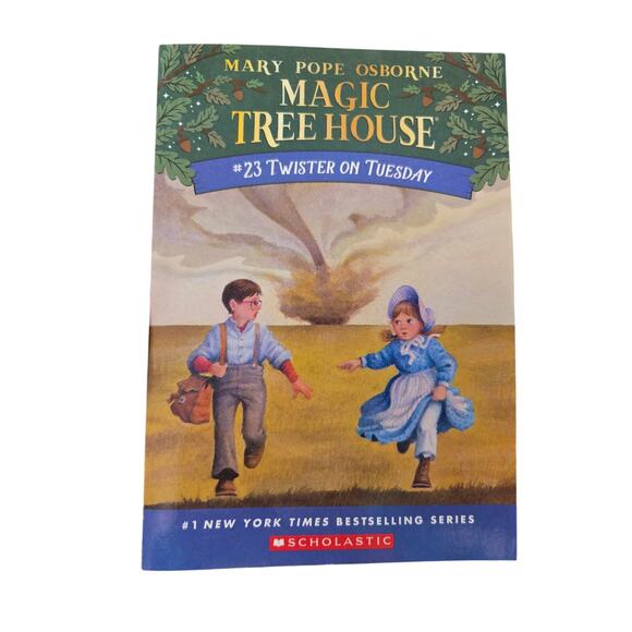 MAGIC TREE HOUSE #23 TWISTER ON TUESDAY Mary Pope Osborne Chapter Book - Picture 1 of 8